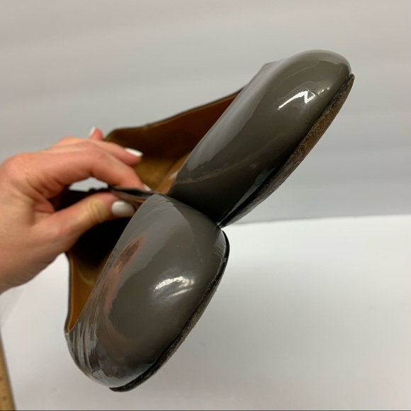 Vera Wang grey Helen patent leather ballet flat slip on shoes 9 - Picture 7 of 13